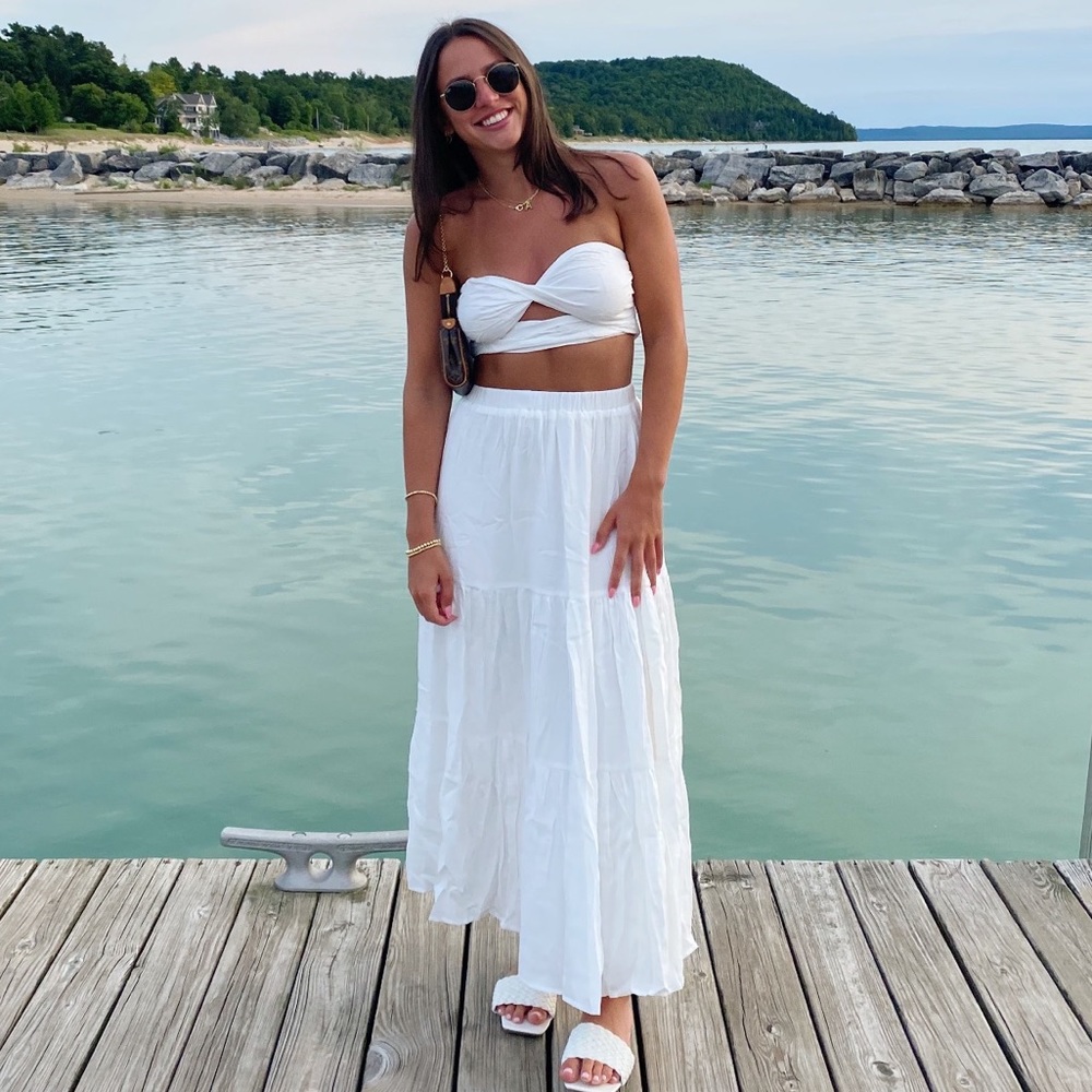 Princess polly white crop top!
